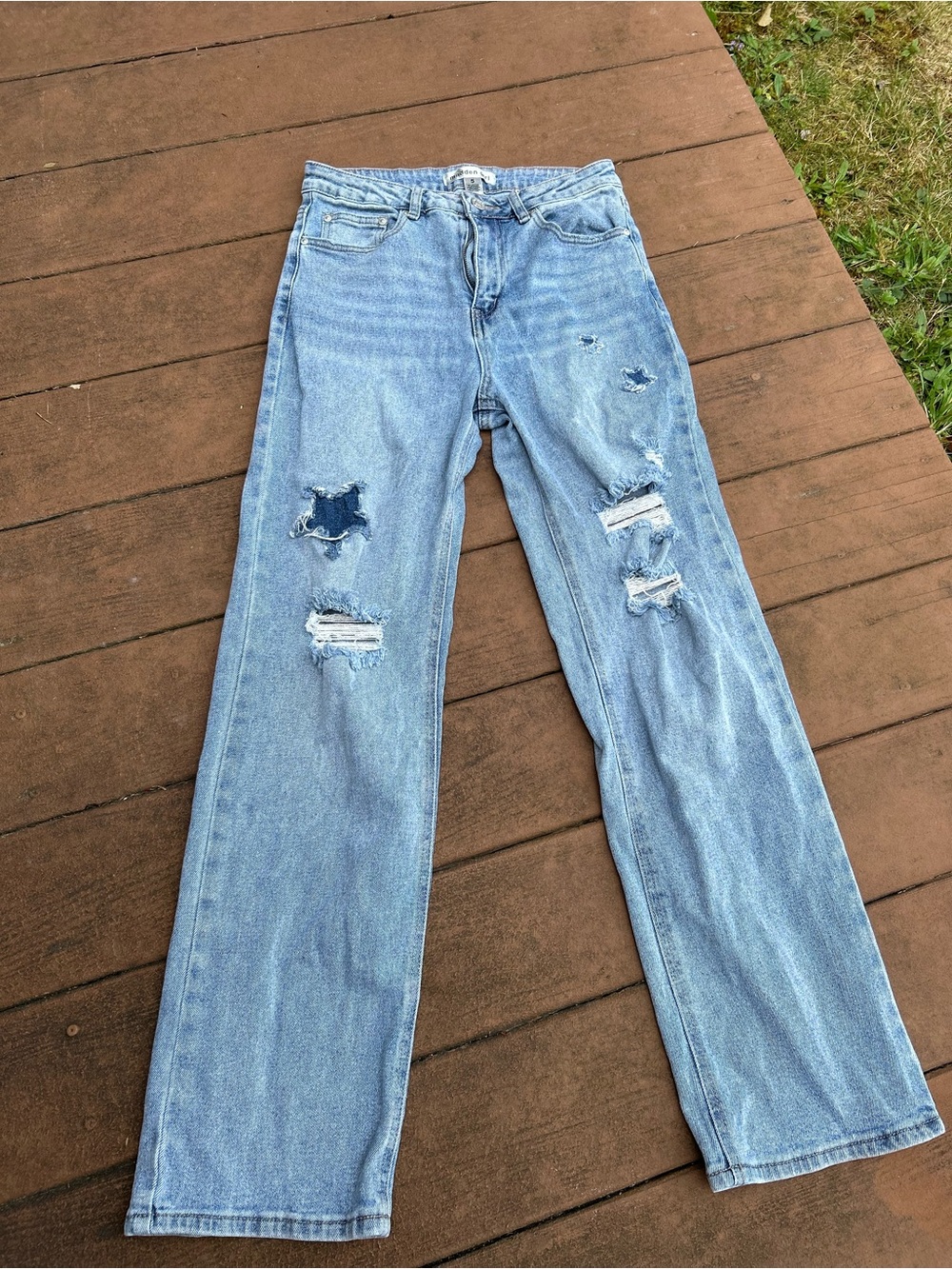 Madden Girl Light Wash Distressed Women's Jeans